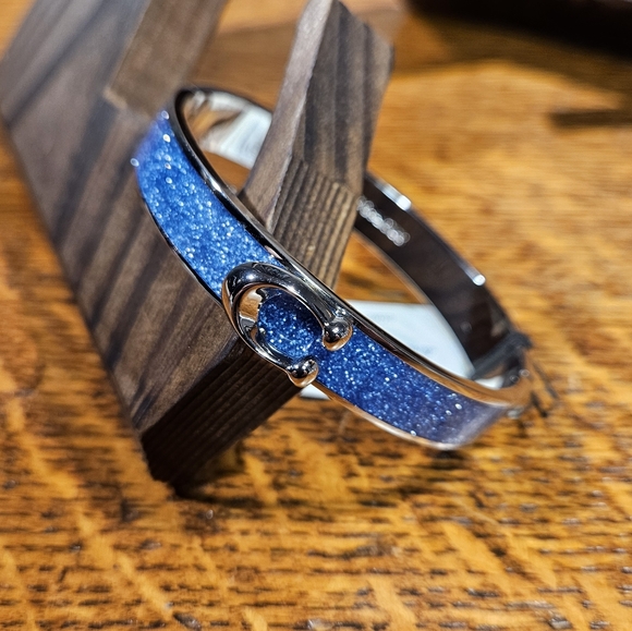 Coach Silver and Blue Sparkle Enamel Bangle Bracelet NWT - Picture 1 of 5